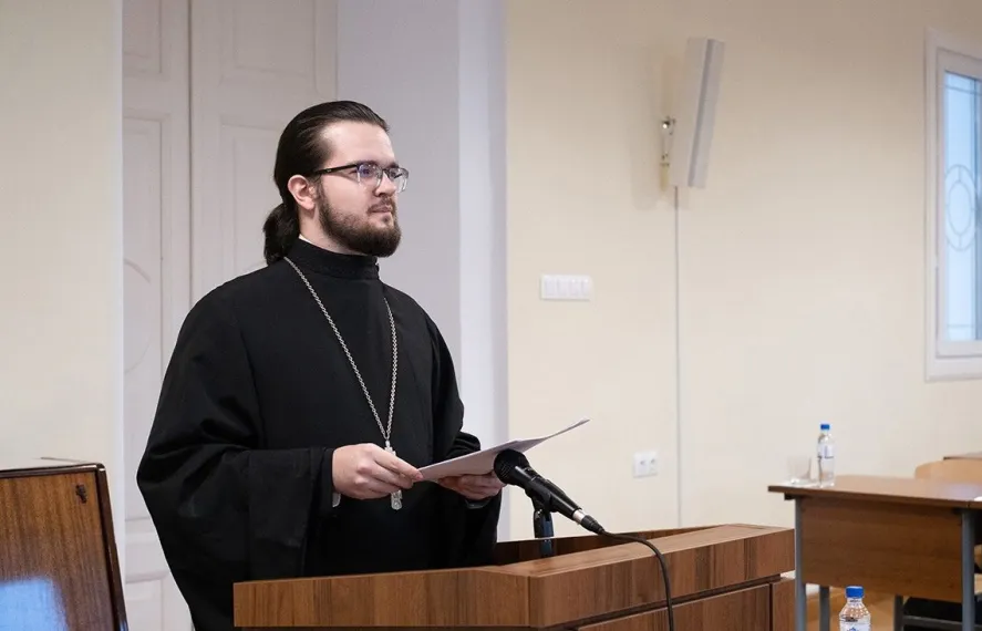 Профессиональный портрет преподавателя духовной школы: стандарты, требования, компетенции - 1